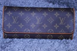 RRP £1250 Louis Vuitton Gm Twin Brown Monogram Coated Canvas Vachetta Luxury Shoulder Bag With