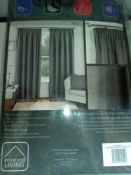 RRP £100 Lot To Contain 2 Bagged Luxorious Curtains