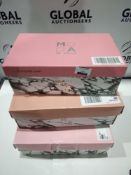 RRP £300 Lot To Contain 3 Boxed Moda In Pelle Ladies Fashion Designer Assorted Footwear (Styles In P