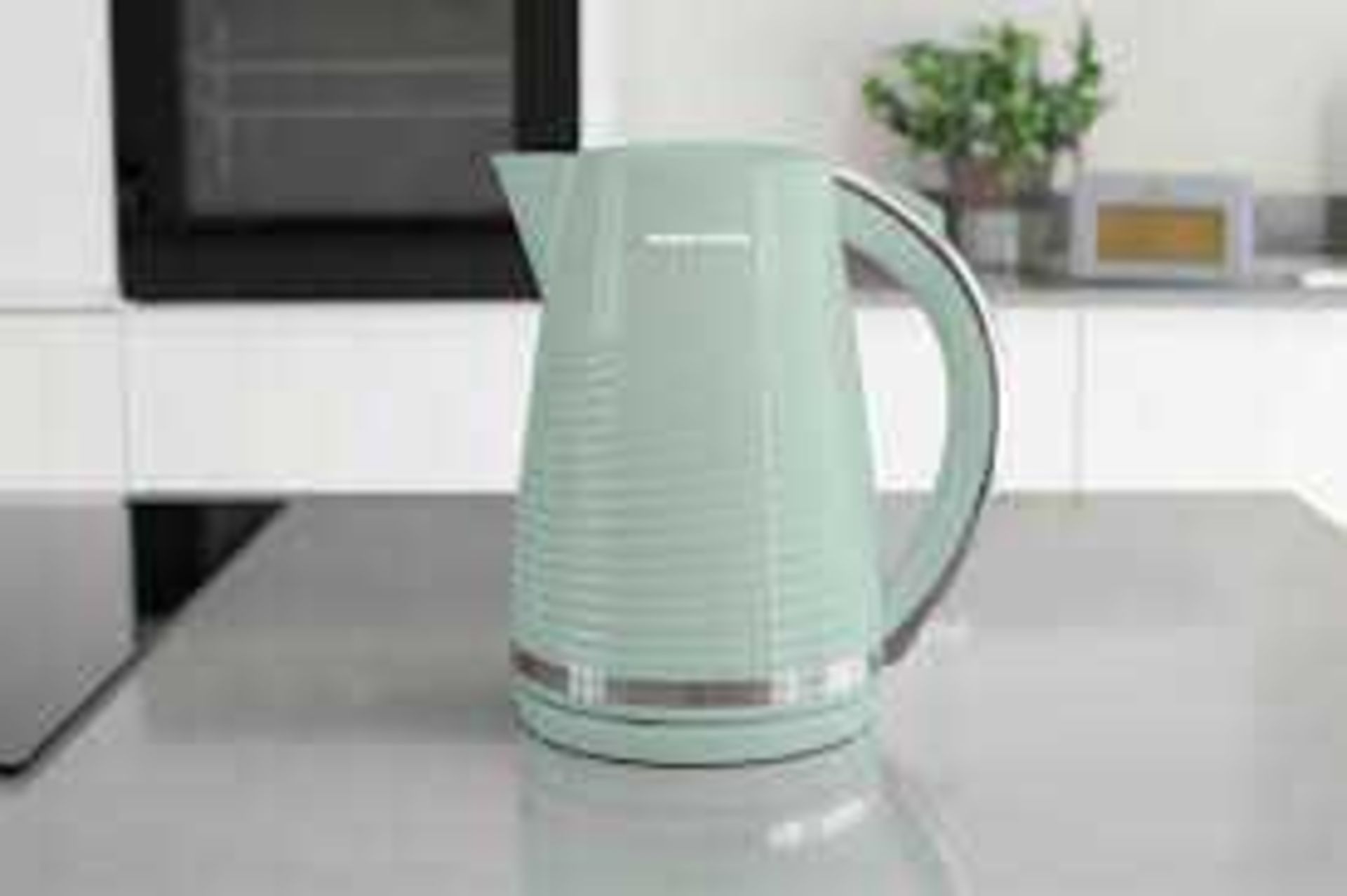 RRP £190 Lot To Contain Designer Kitchen Small Domestic Appliances