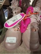 Combined RRP £100 Lot To Contain 2 Pairs Of Ted Baker Pink Junior Boots Uk10