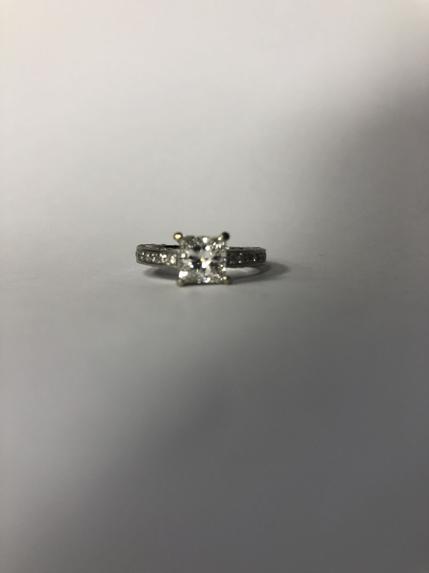 RRP £22,500 Platinum Princess Cut Diamond Single Stone Ring , Shank Set With Approx 1Ct Of Small - Image 2 of 3
