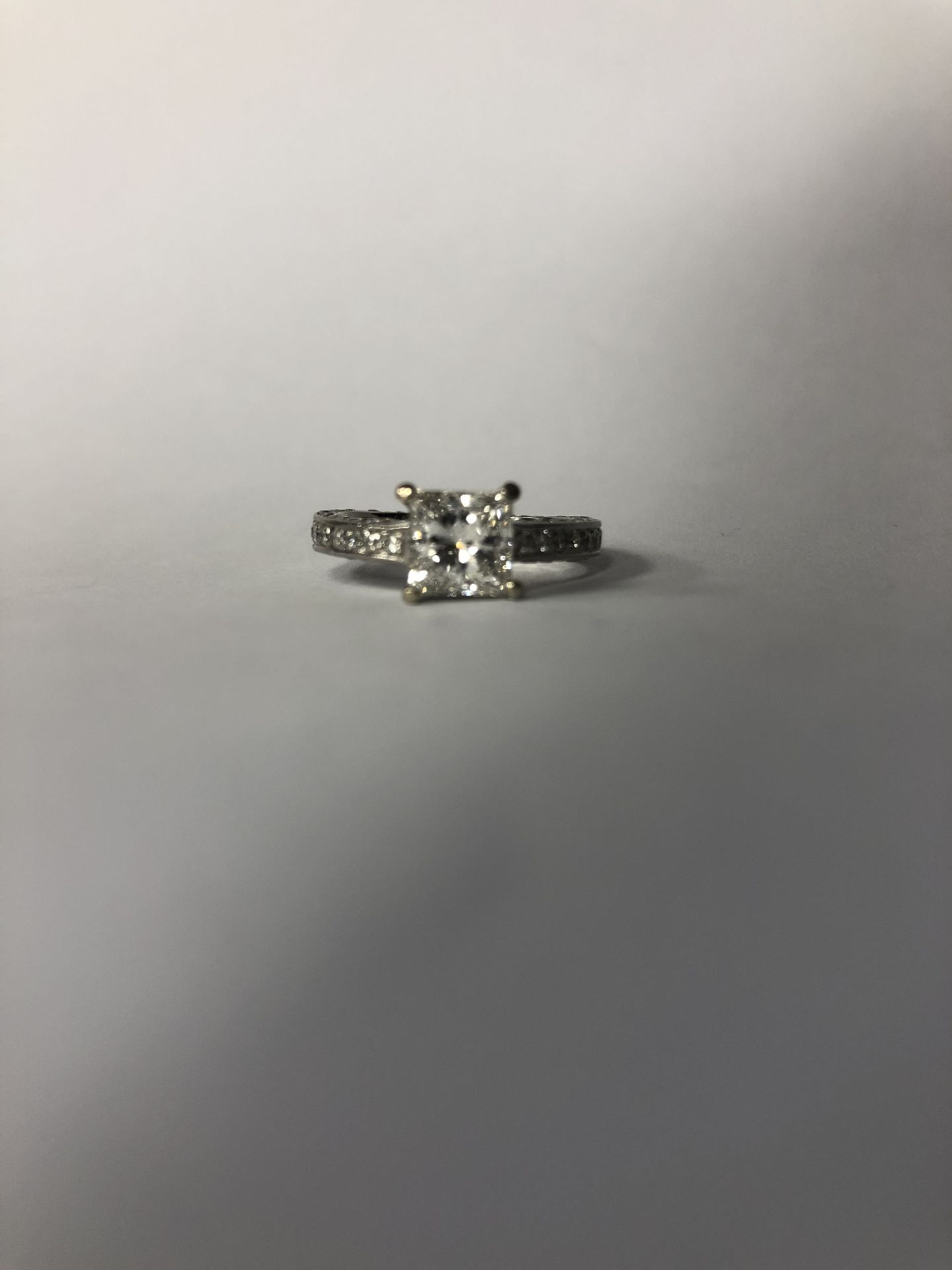 RRP £22,500 Platinum Princess Cut Diamond Single Stone Ring , Shank Set With Approx 1Ct Of Small