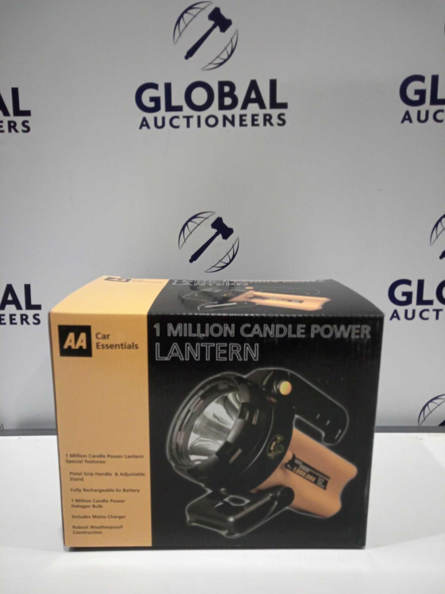 RRP £120 Lot To Contain 12 Brand New Boxed Aa Car Essentials 1 Million Candlepower Lantern