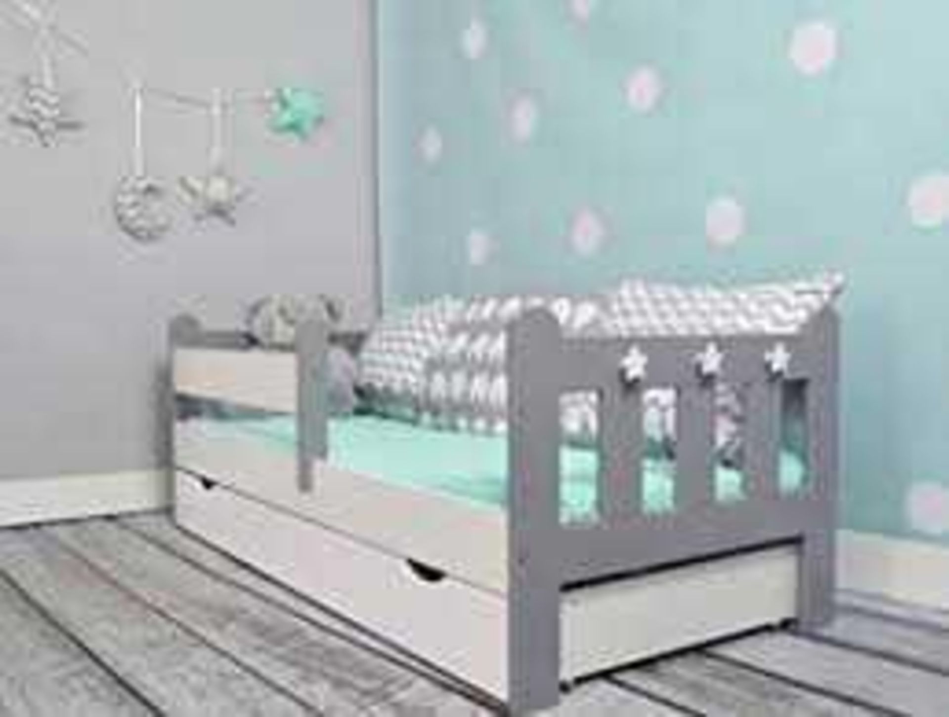 RRP £180 Boxed Stanley Stars Toddler Bed Grey And White 140X70Cm