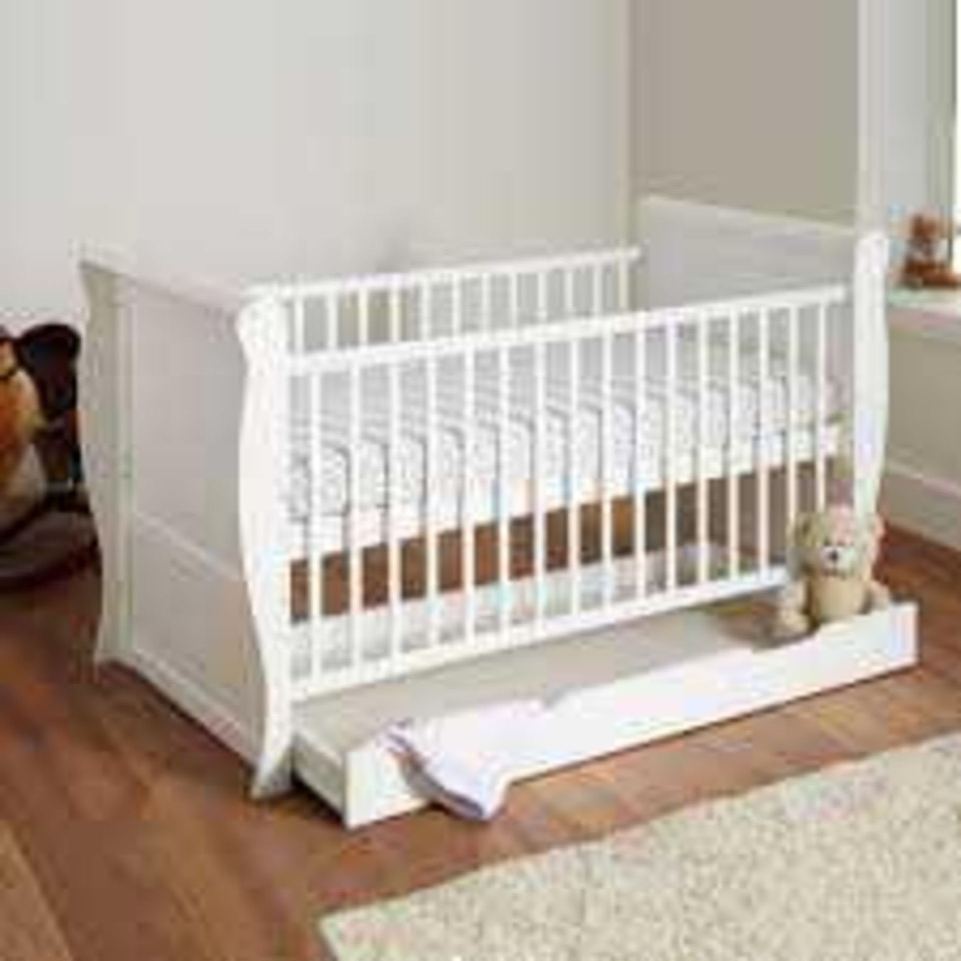 RRP £185 Boxed 4 Baby Three In One Sleigh Cot Bed In Need Of Attention