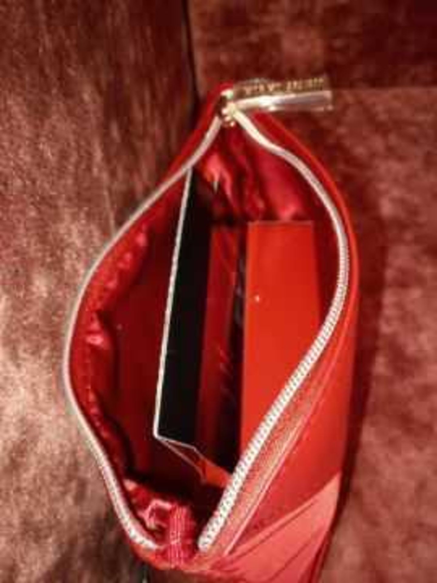 RRP £70 Brand New Giorgio Armani Beauty Si Passione Intense Gift Set To Contain Giorgio Armani Red P - Image 3 of 4