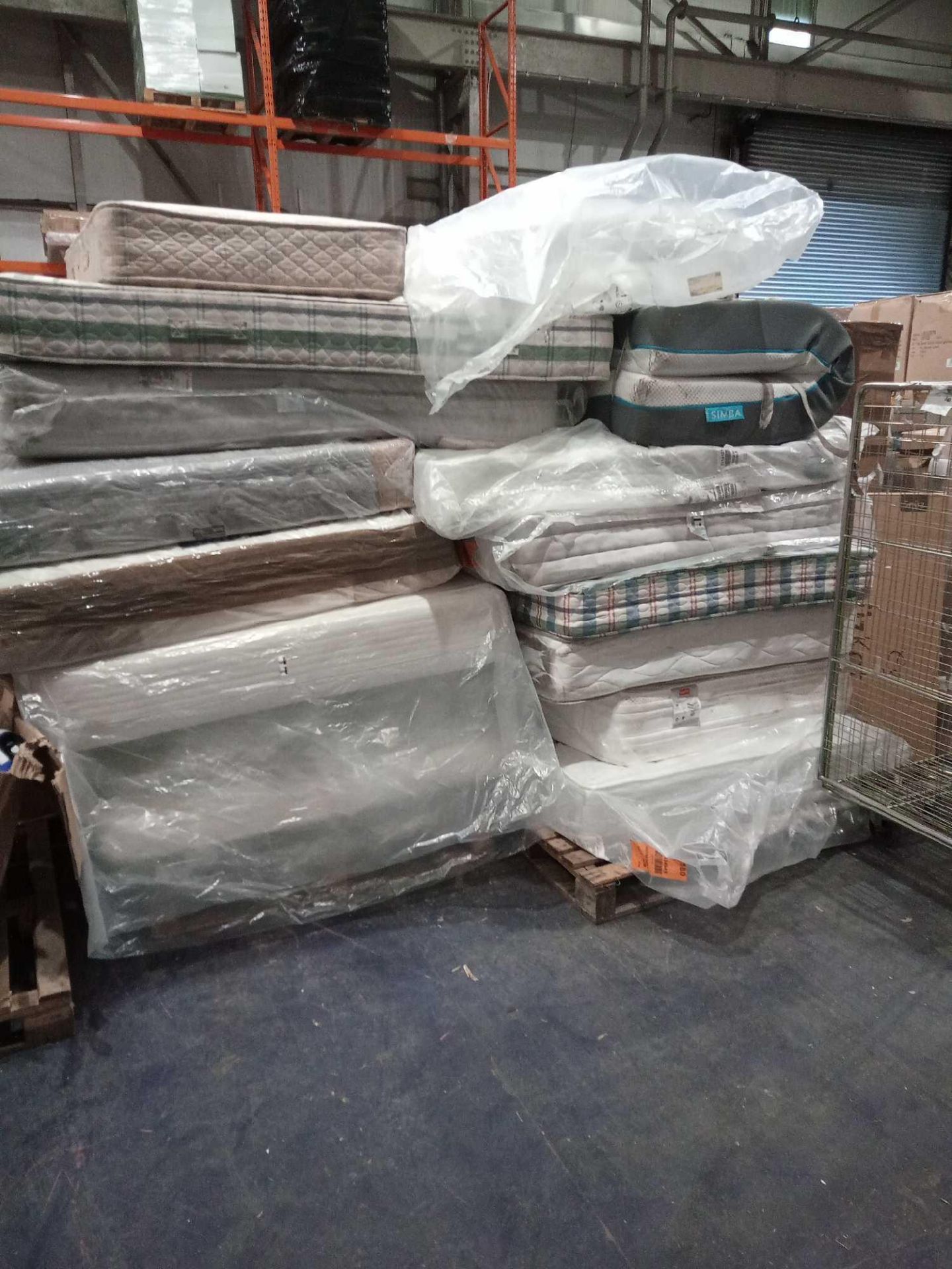 RRP £2500 - 5 Assorted Mattresses From Double To Super King Size