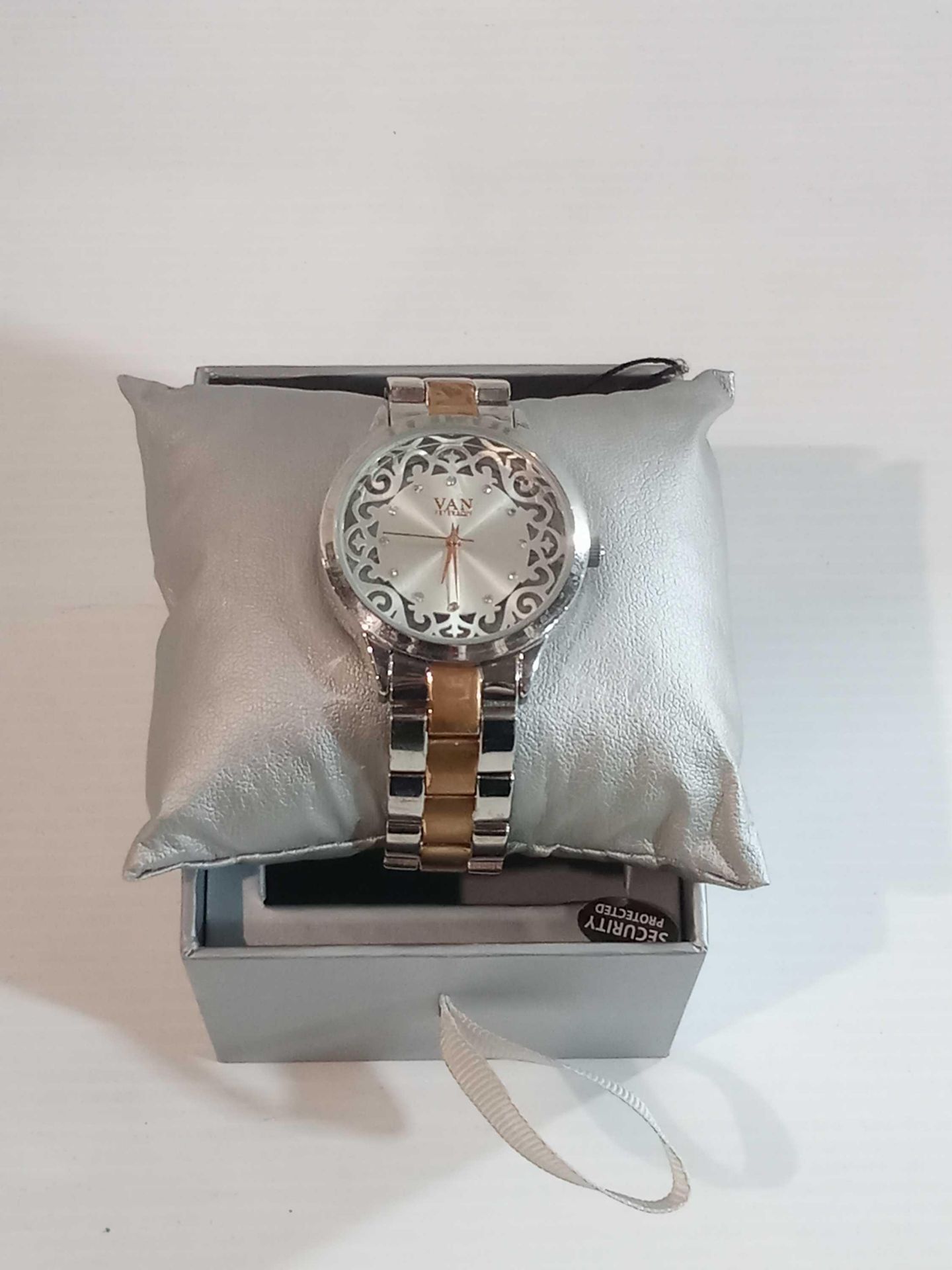 RRP £100 Boxed Van Peterson Stainless Steel Wrist Watch - Image 2 of 2
