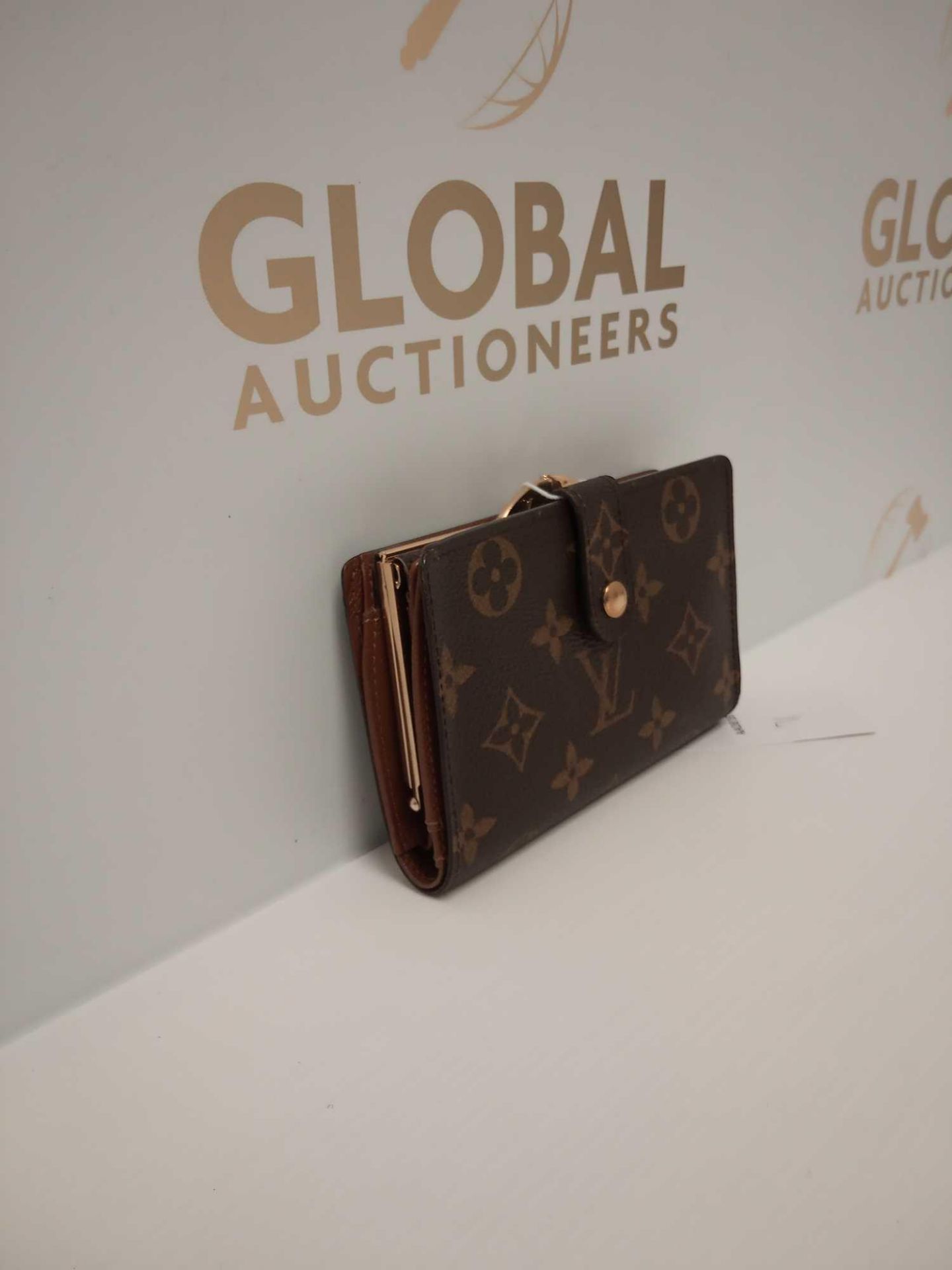 RRP £500 Louis Vuitton Monogram Canvas French Purse Aao8187 , Grade A - Image 2 of 5