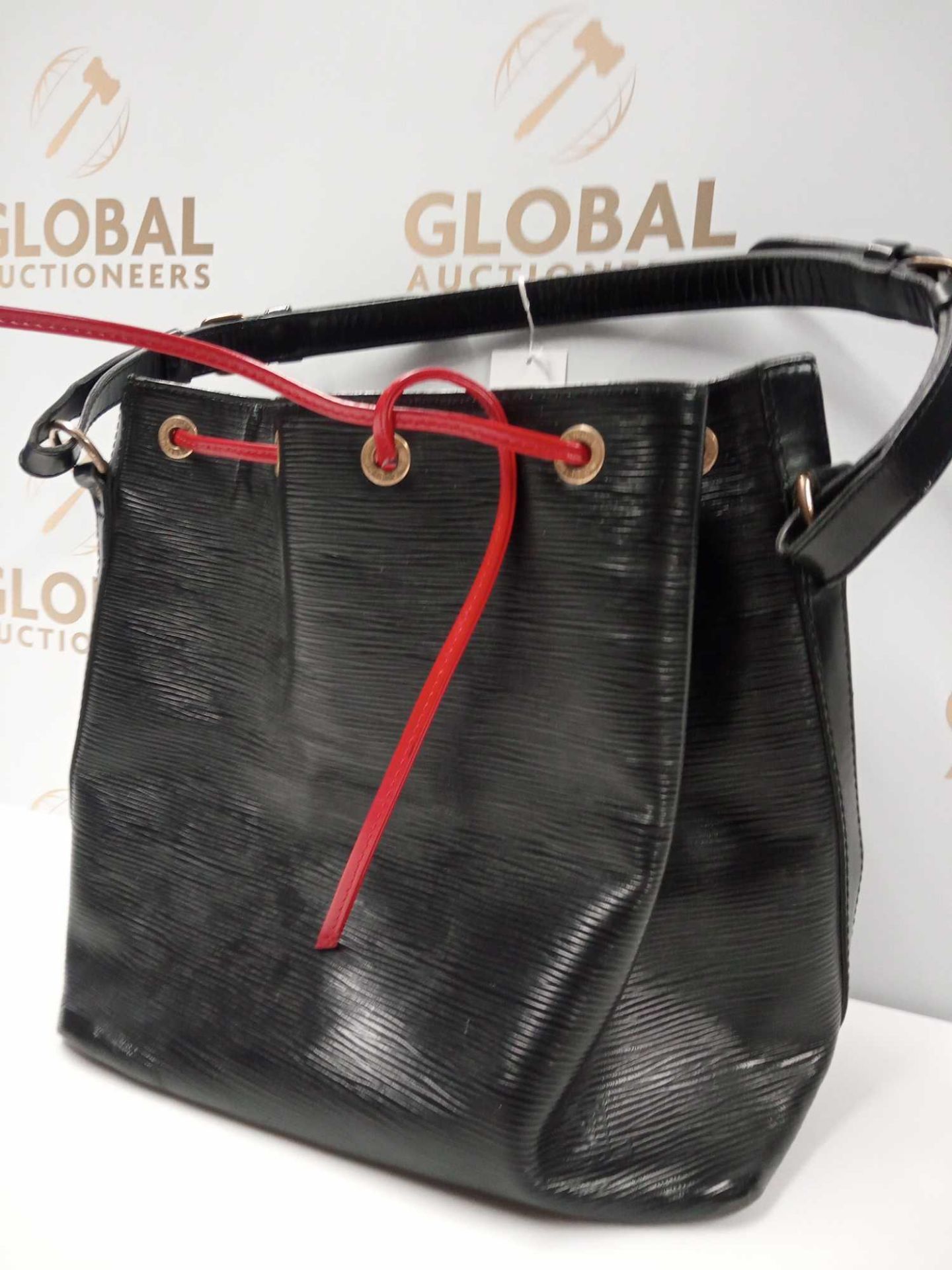 RRP £890 Louis Vuitton Noe Black Calf Leather Epi - Image 2 of 4