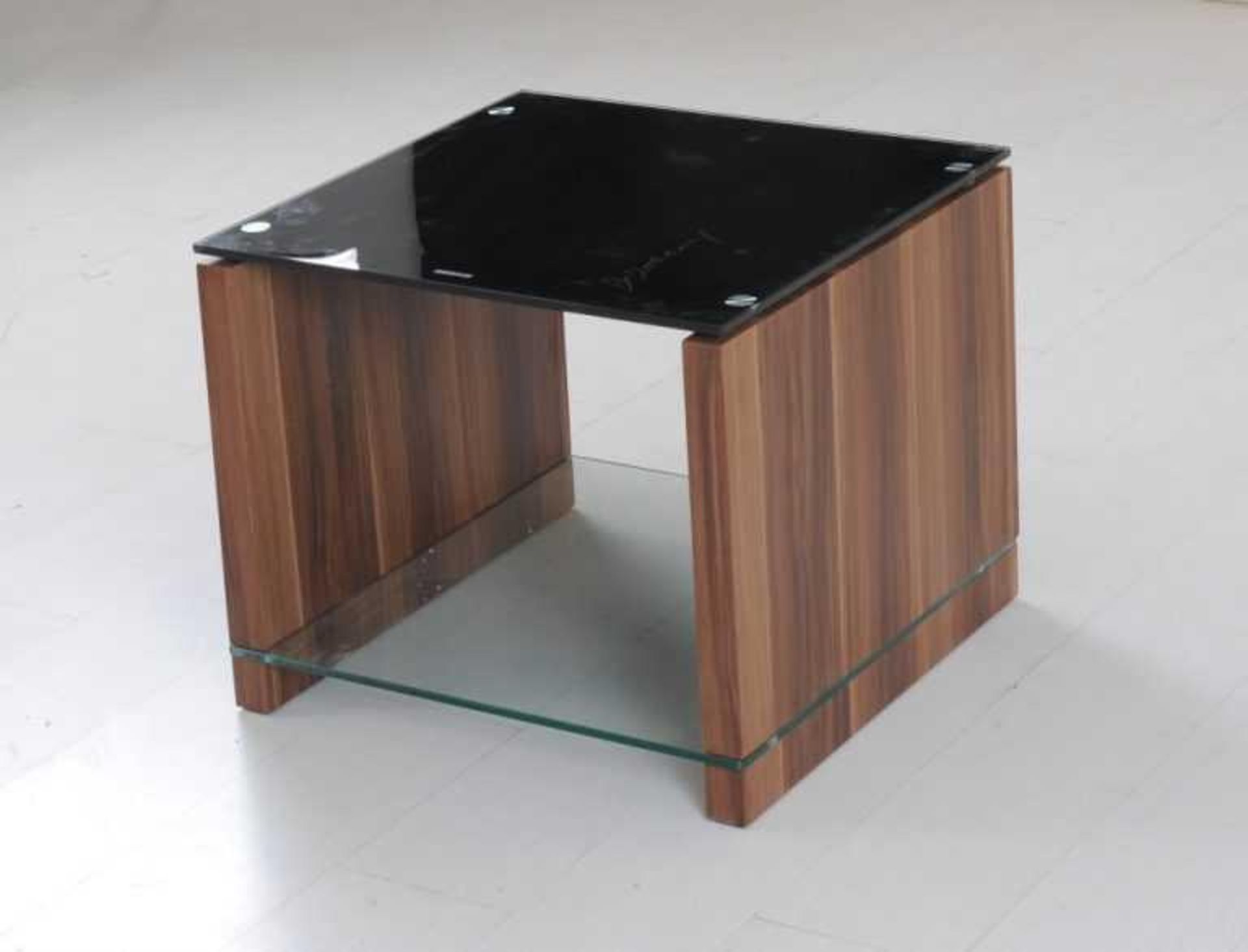 RRP £230 - Boxed 'Atlanta' End Table In Walnut Finish With Black Glass Top