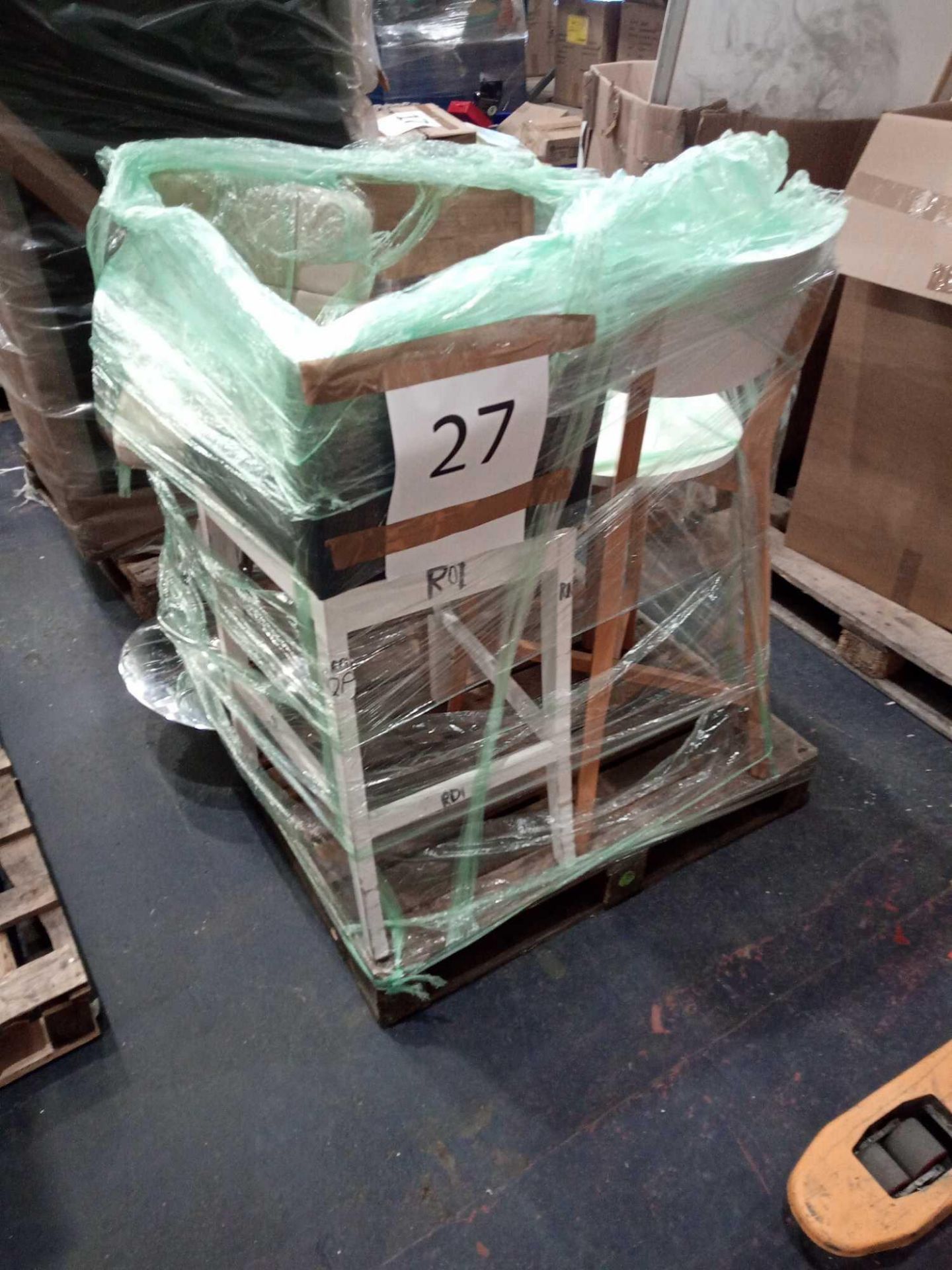 RRP £400 - Pallet To Contain 4 Assembled Barstools From Debenhams In Various Sizes And Styles (