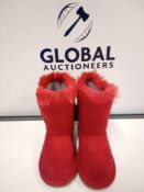 RRP £115 Lots To Contain 6 Brand New And Sealed Debenhams Bluezoo Children's Red Ugg Style Button