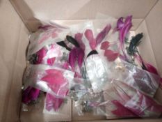 RRP £300 Box To Contain 30 Brand New Debenhams Designer Ladies Feather Star Brooches (Appraisals
