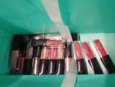 RRP £280 Gift Bag To Contain 15 Testers Of Estee Lauder Pure Color Envy Liquid Mattes Ex Display