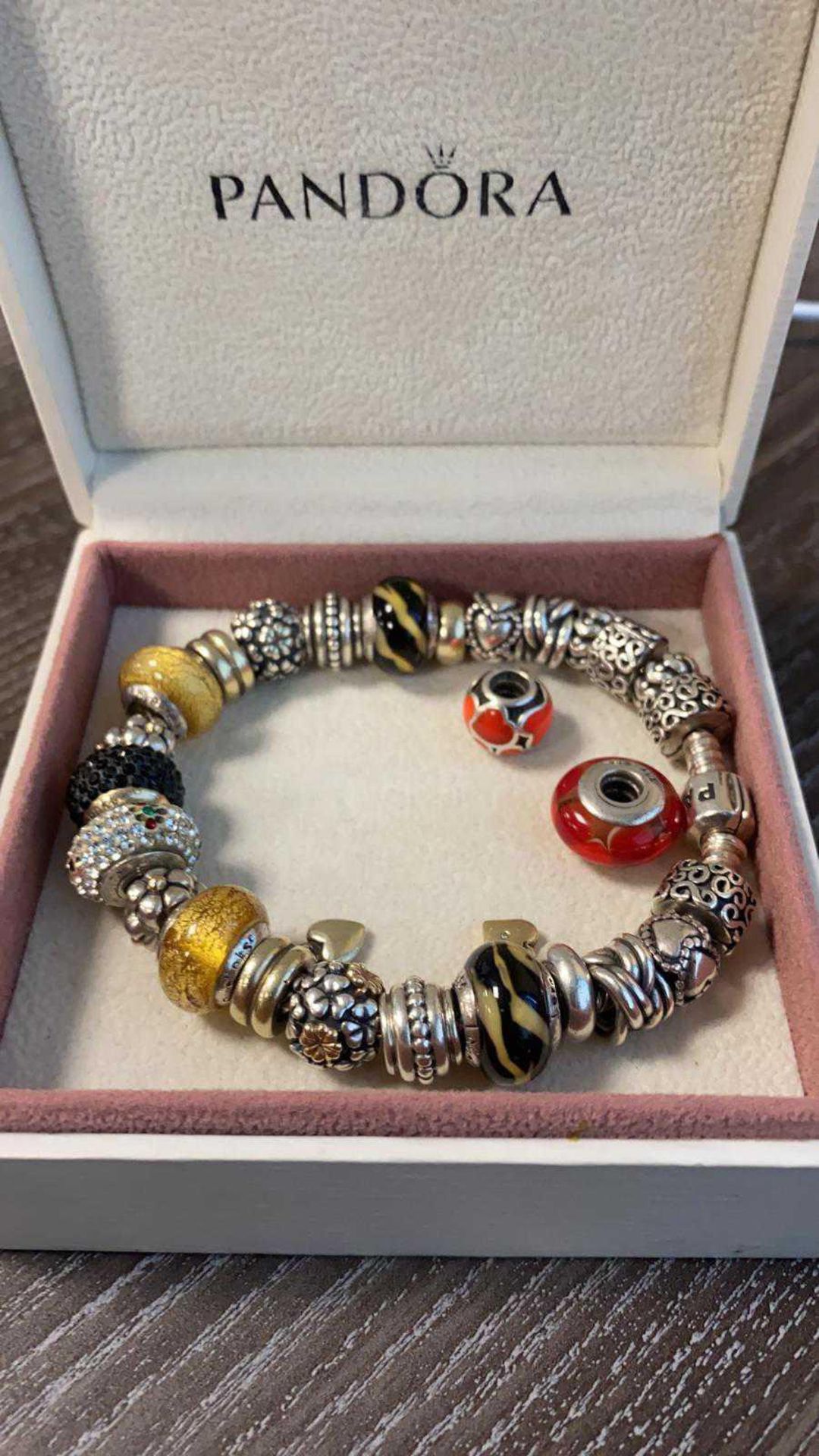 RRP £2,200 Boxed Pandora Charm Bracelet