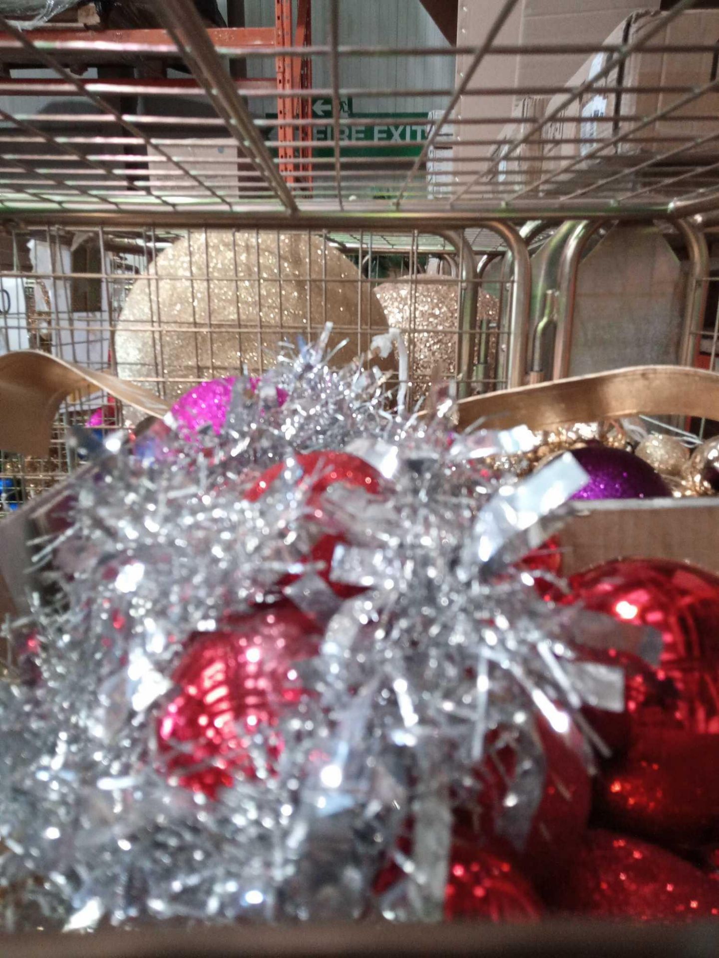 RRP £250 Cage To Contain A Large Assortment Of Top Of The Range Designer Christmas Decorations To In - Image 3 of 4