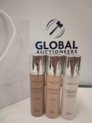 RRP £115 Gift Bag To Contain 3 Brand New Unused Testers Of Dior Backstage Airflash Spray Foundations