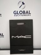 RRP £200 Lot To Contain 175 Brand New M.A.C Handle Gift Bags