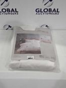 Combined RRP £160 Lot To Contain 3 Bagged John Lewis Bedroom Furnishings