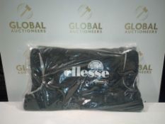 Combined RRP £250 Lot To Contain Five Bagged And Sealed Ellesse Sport Gilets In Black And Grey