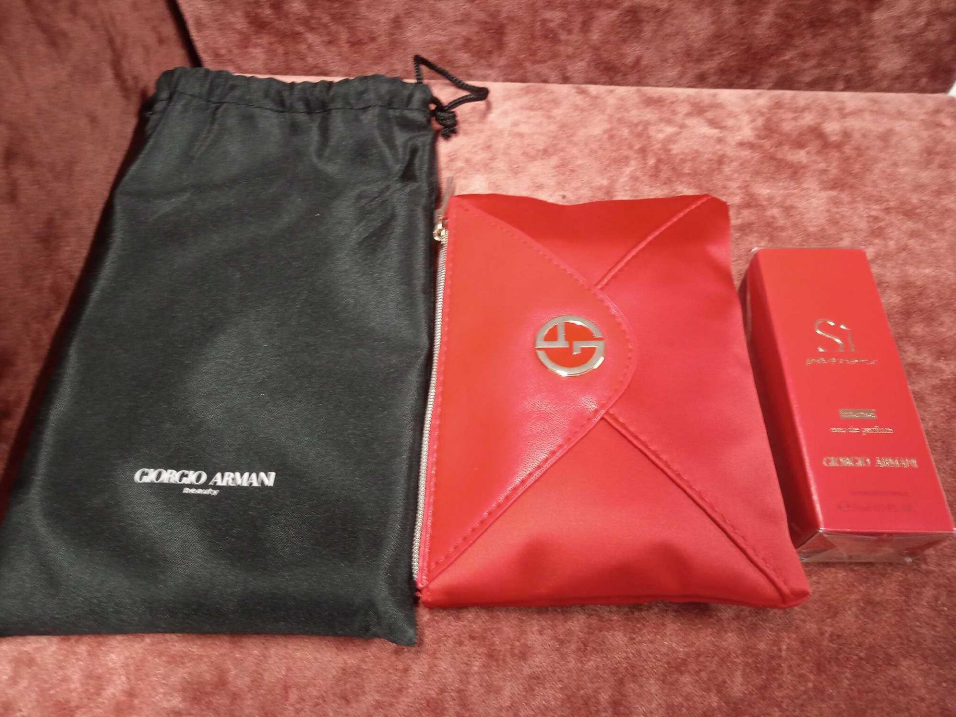 RRP £70 Brand New Giorgio Armani Beauty Si Passione Intense Gift Set To Contain Giorgio Armani Red P
