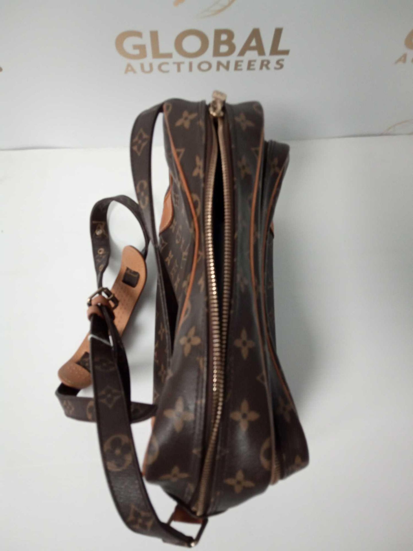 RRP £1200 Louis Vuitton Nil Brown Coated Canvas Monogram Bag With Dustbag , Aan0235 Condition Rating - Image 3 of 3