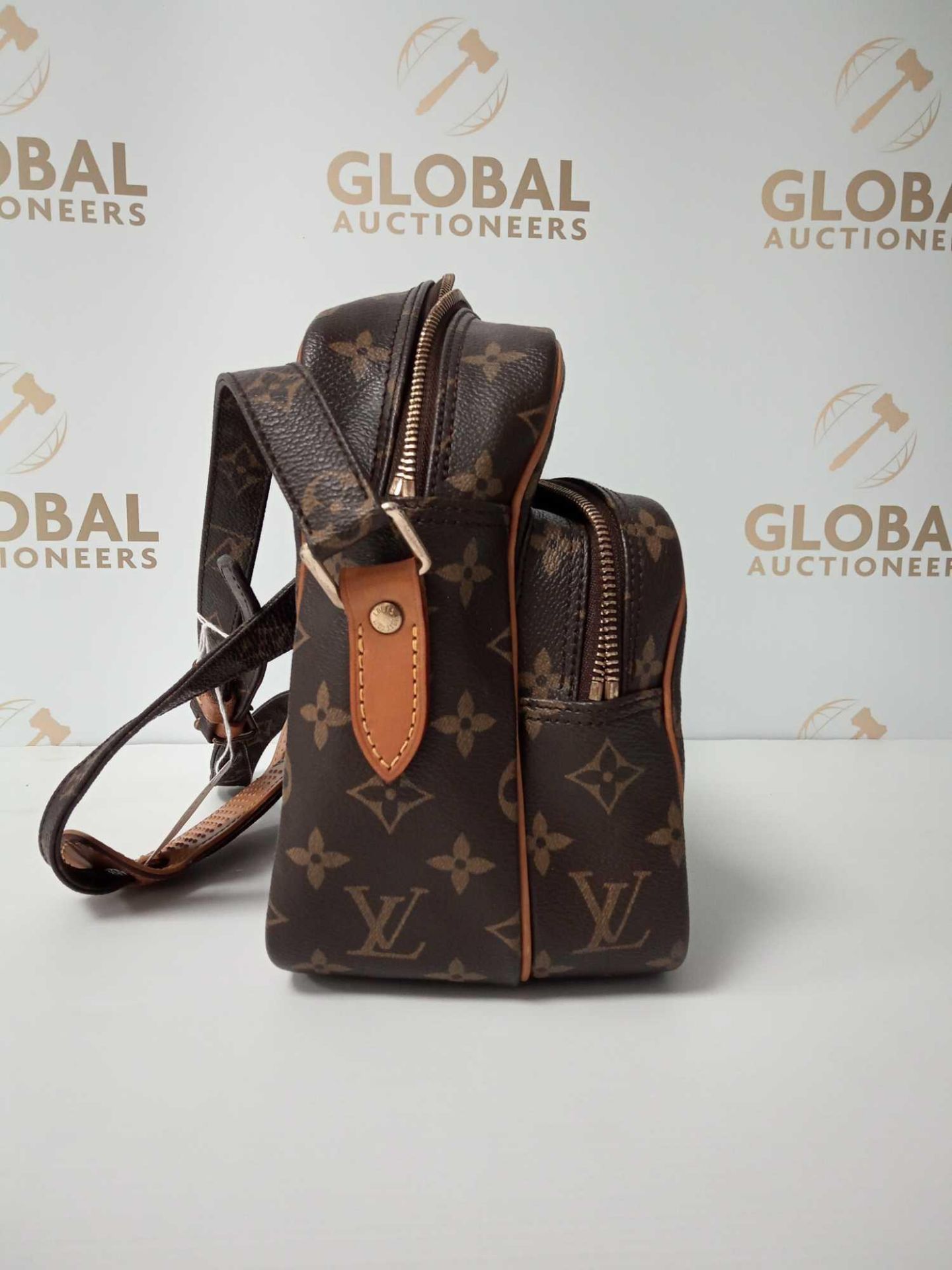 RRP £1200 Louis Vuitton Nil Brown Coated Canvas Monogram Bag With Dustbag , Aan0235 Condition Rating - Image 2 of 3