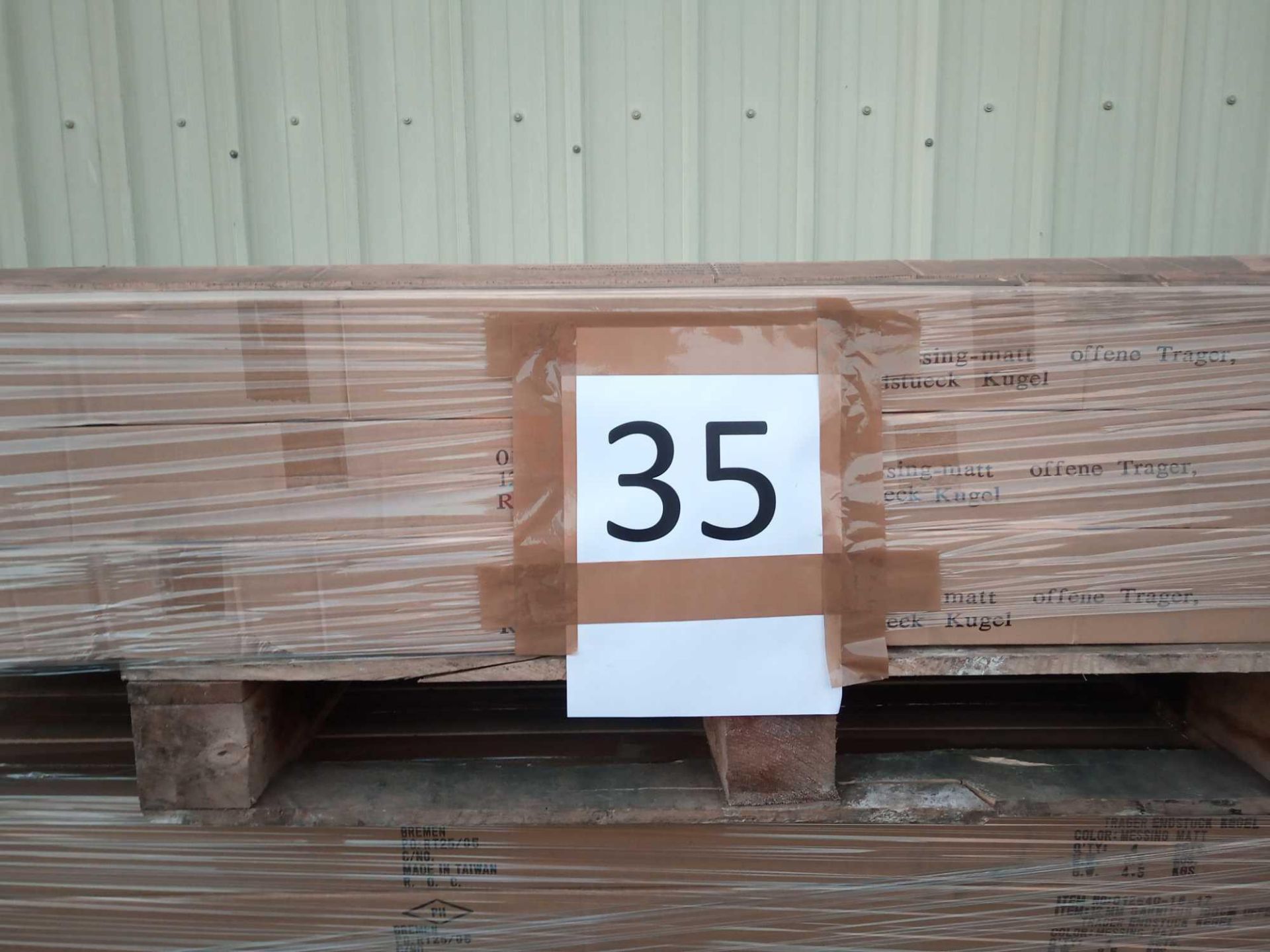 Combined RRP £1380 Pallet To Contain 115 Gold Curtain Pole 160,Cm All Grade A Slow Moving Stock In G