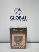 RRP £500 Lot To Contain 100 Brand New Boxed Bananaz Universal Fm Hands-Free Transmitter