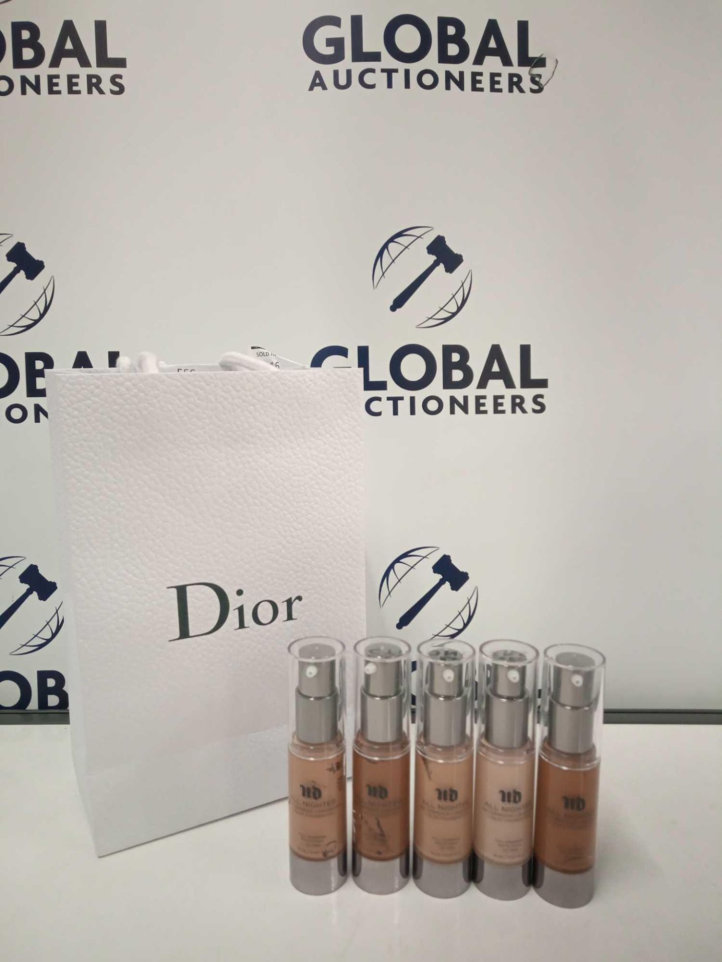 RRP £120 Dior Gift Bag To Contain 5 Brand New Unboxed Unused Testers Of Urban Decay Assorted Beauty