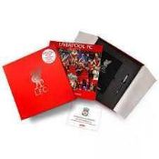 RRP £180 Lot To Contain 6 Boxed Manchester United And Liverpool Limited Edition Collectors Gift Sets