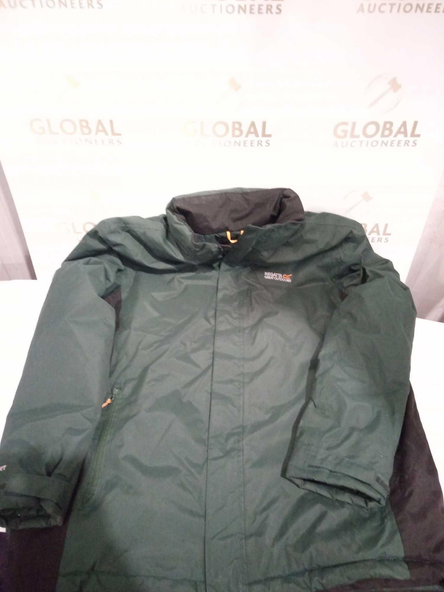 RRP £100 Unbagged Regatta Great Outdoors Winter Coat In Green Size Xl