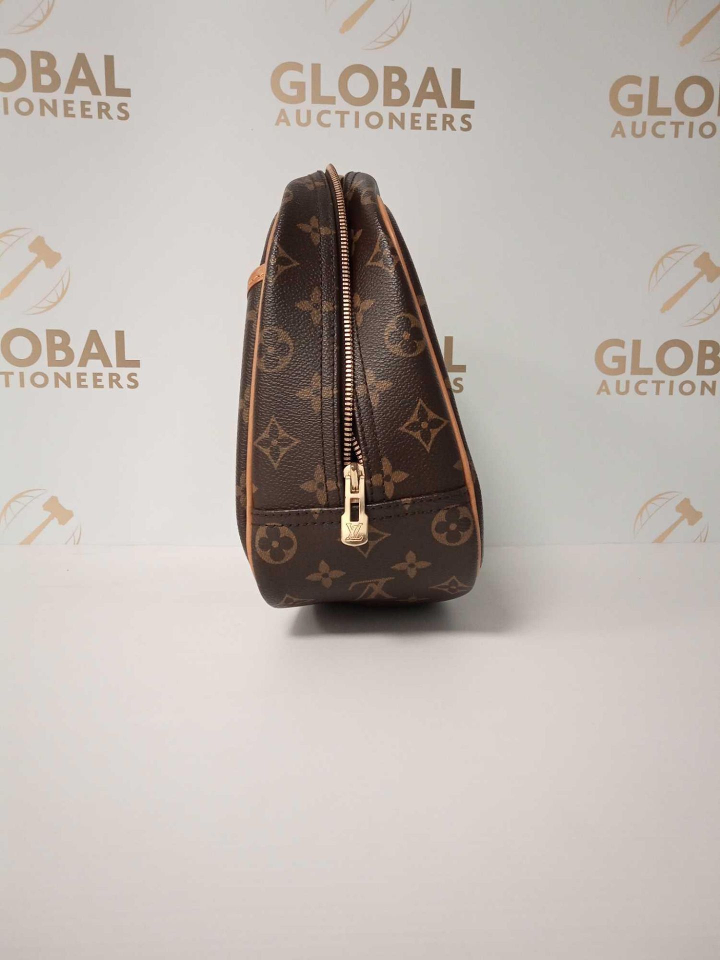 RRP £1300 Louis Vuitton Trouville Handbag Coated Canvas Monogram, Grade A, Aam9805 (Appraisals - Image 2 of 2