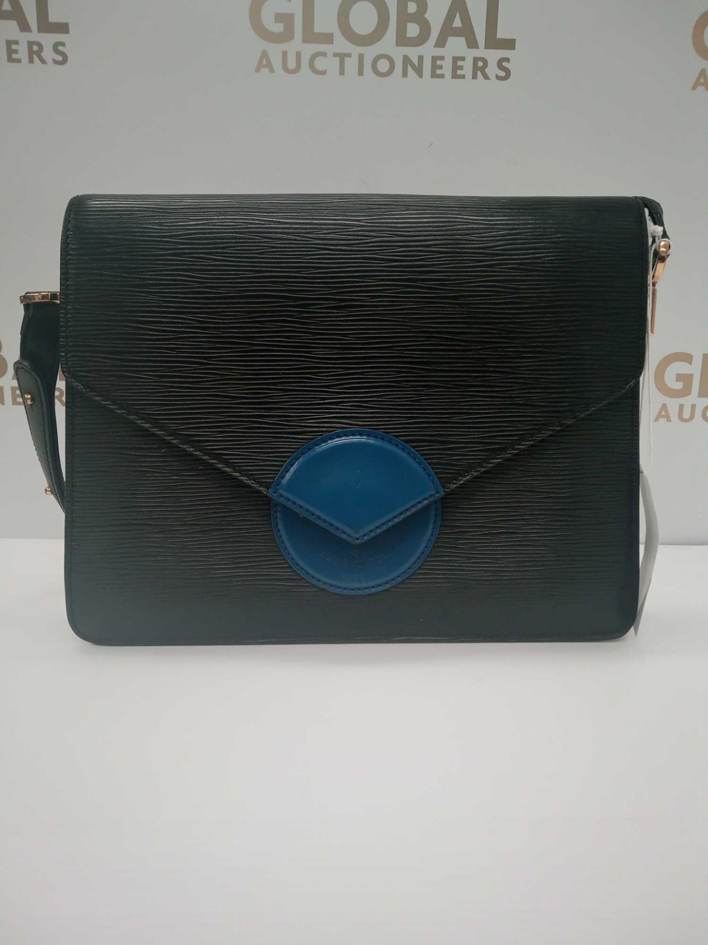 RRP £950 Louis Vuitton Vintage Free Run Black Bag (Aao7400) Grade Bc