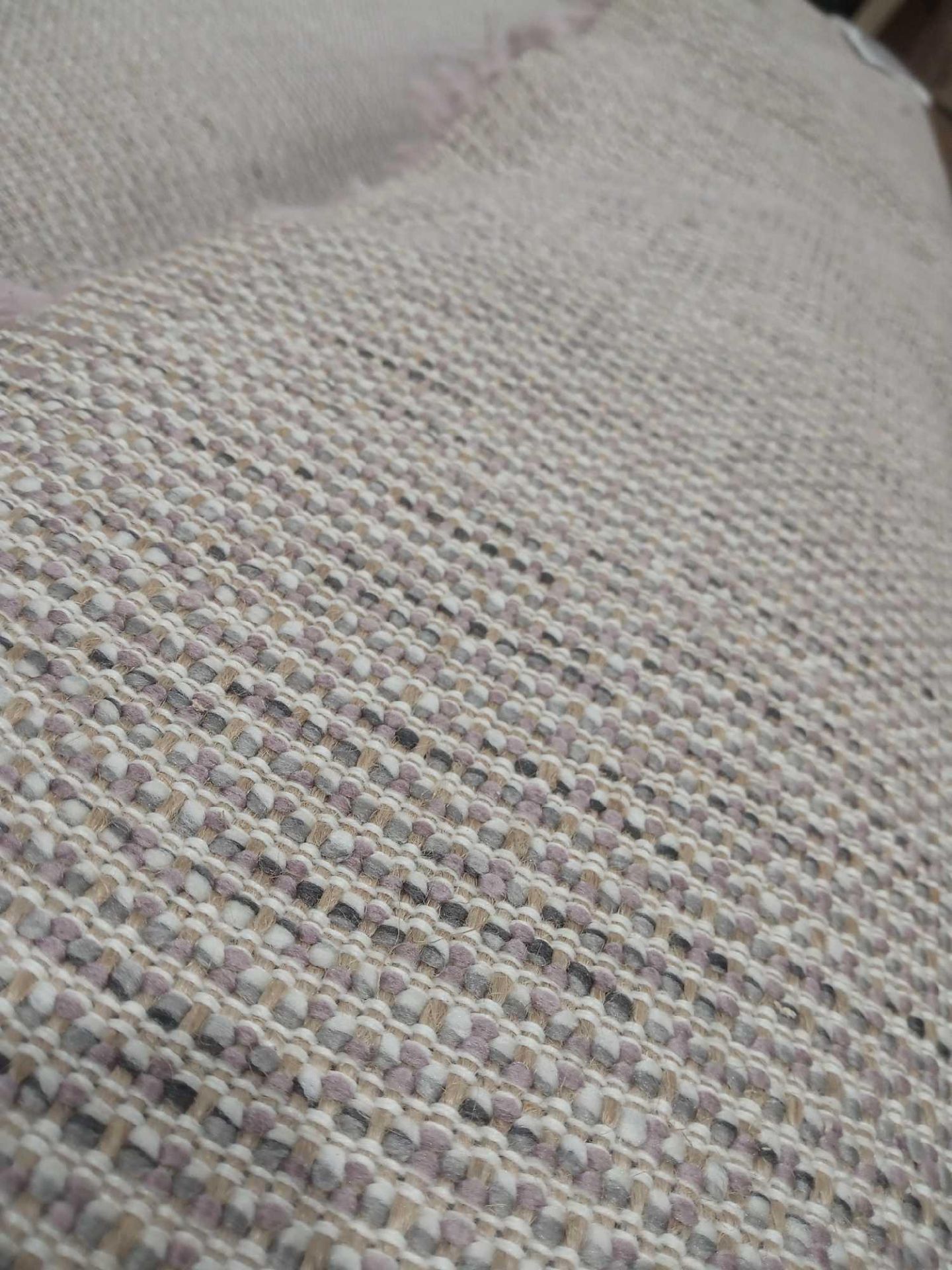 RRP £140 Unboxed Nourison Quattro Shaggy Designer Rug In Fabric Grey