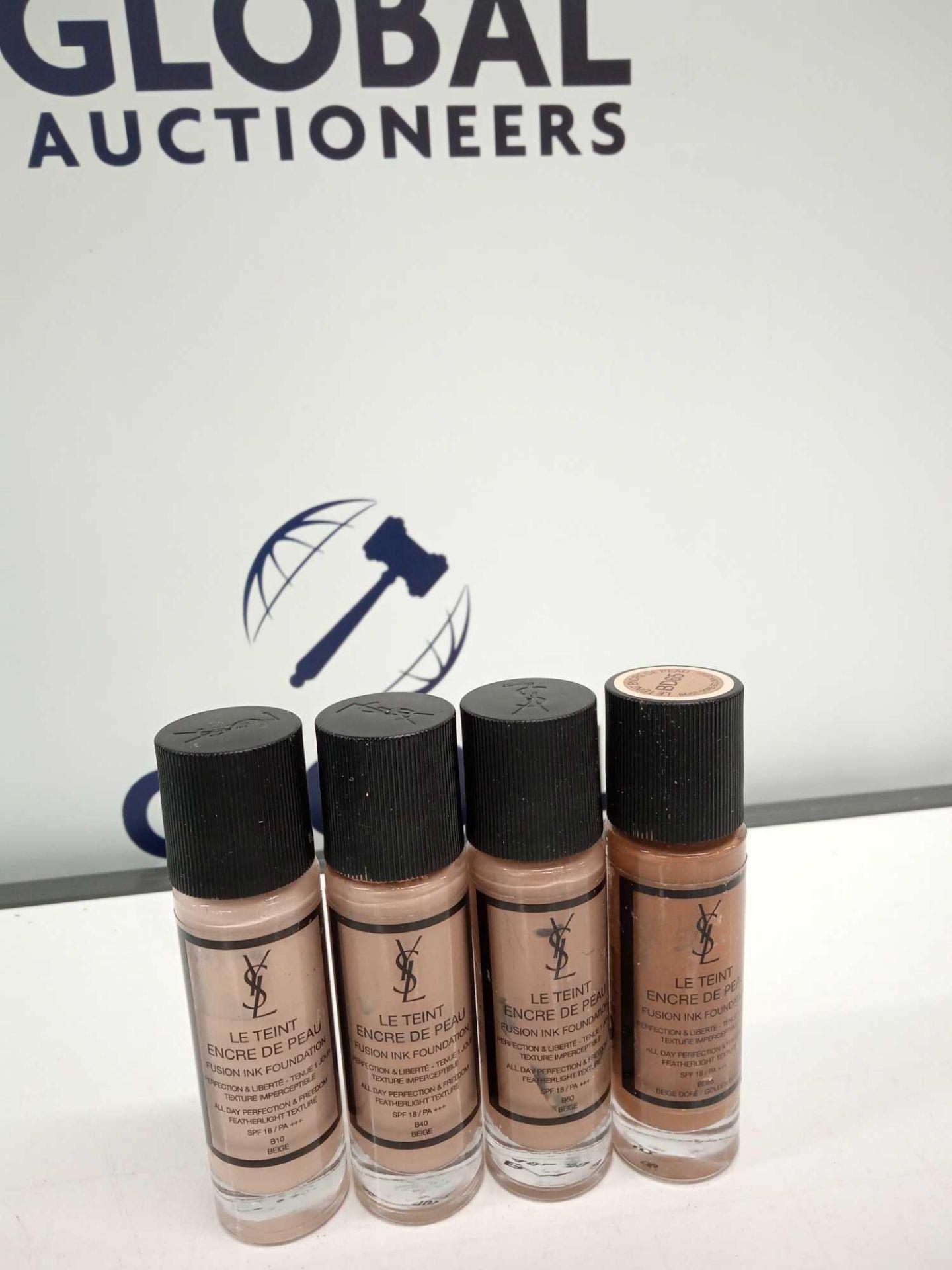 RRP £150 Gift Bag To Contain 4 Testers Of Ysl Le Taint Fusion Ink Foundation All Day Perfection In A