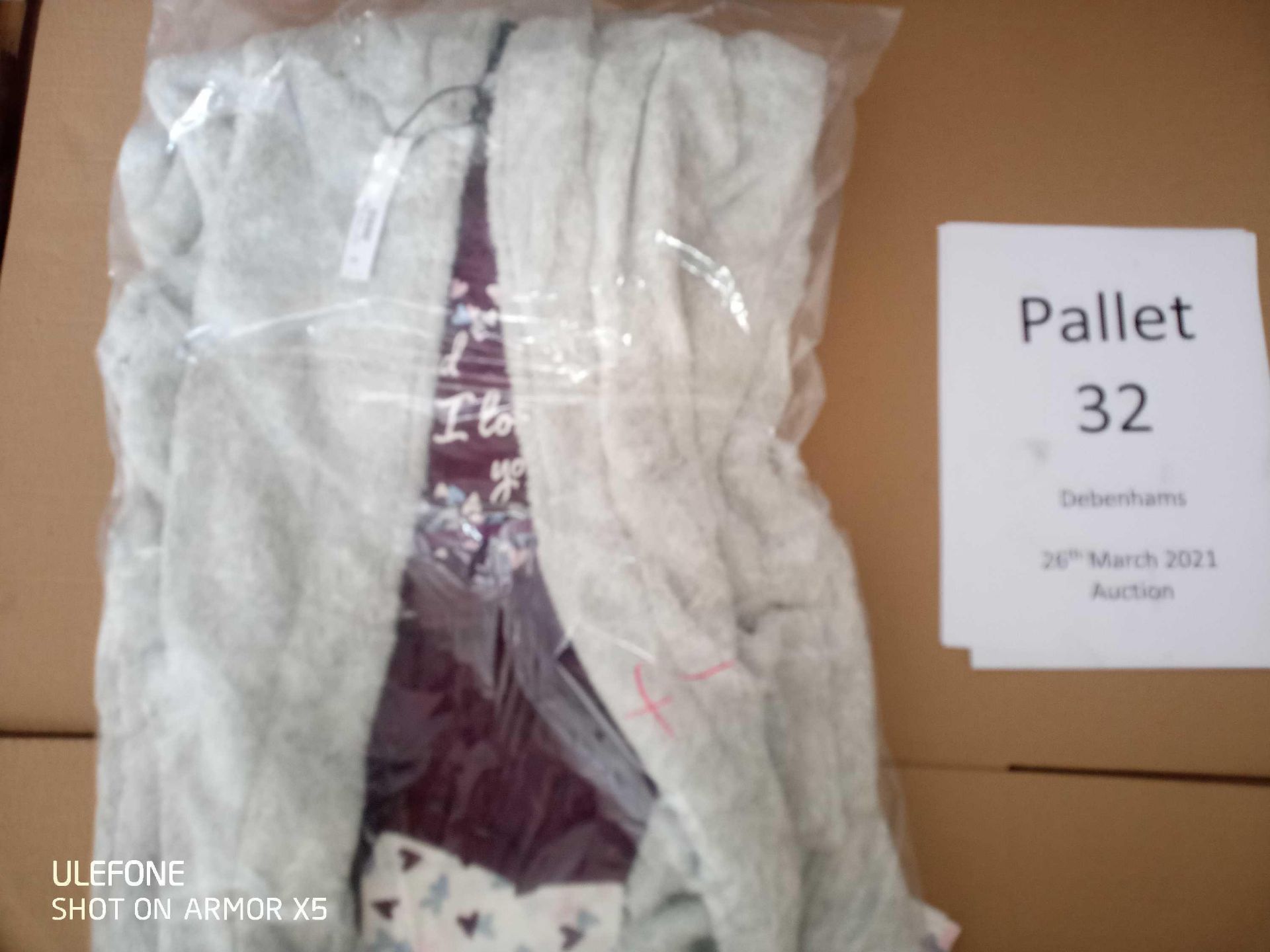 RRP £7120 Pallet To Contain 324 Brand New Tagged Debenhams Fashion Items 4 X Pink Heart Robe 25 X - Image 12 of 23
