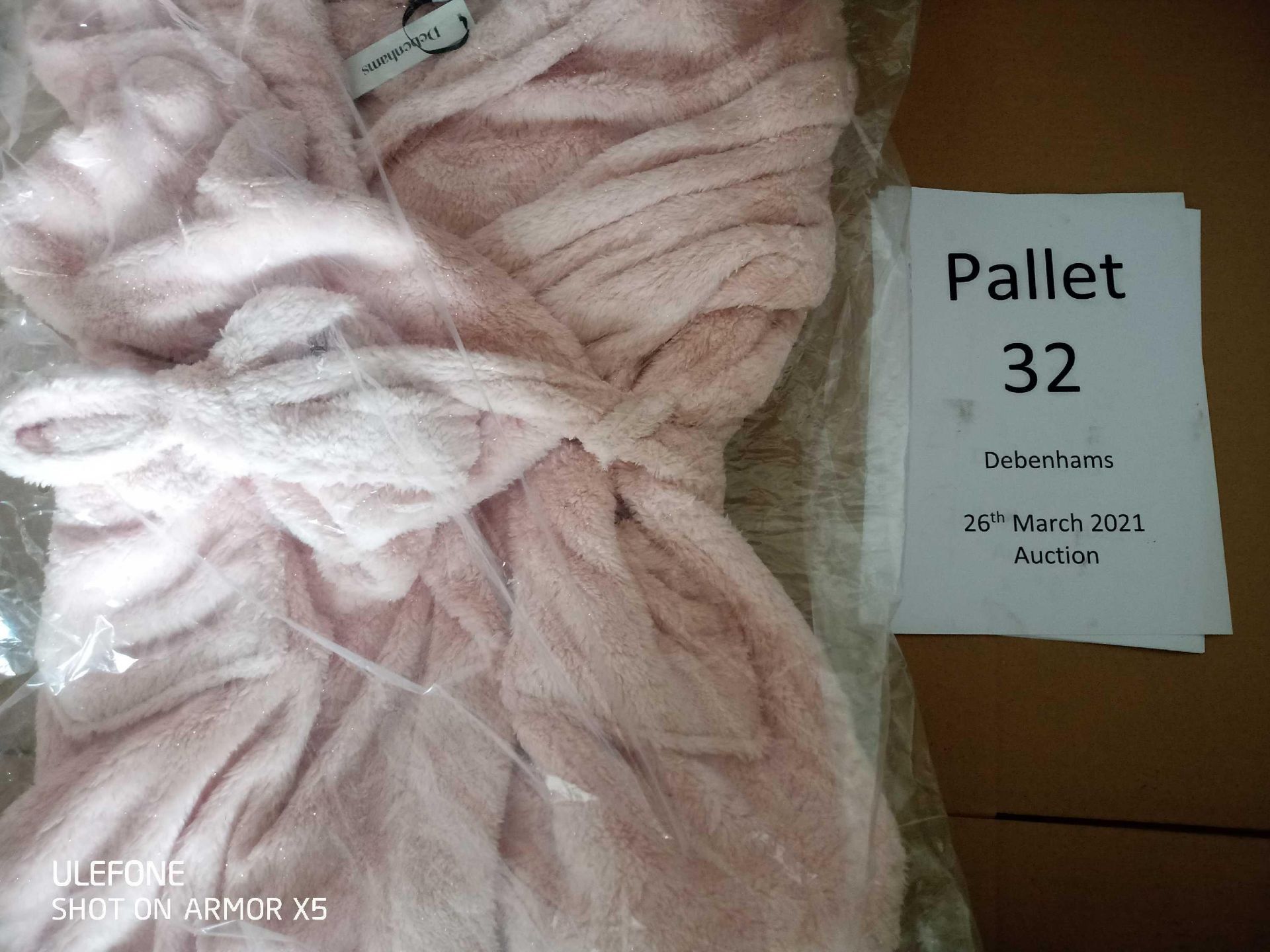 RRP £7120 Pallet To Contain 324 Brand New Tagged Debenhams Fashion Items 4 X Pink Heart Robe 25 X - Image 20 of 23