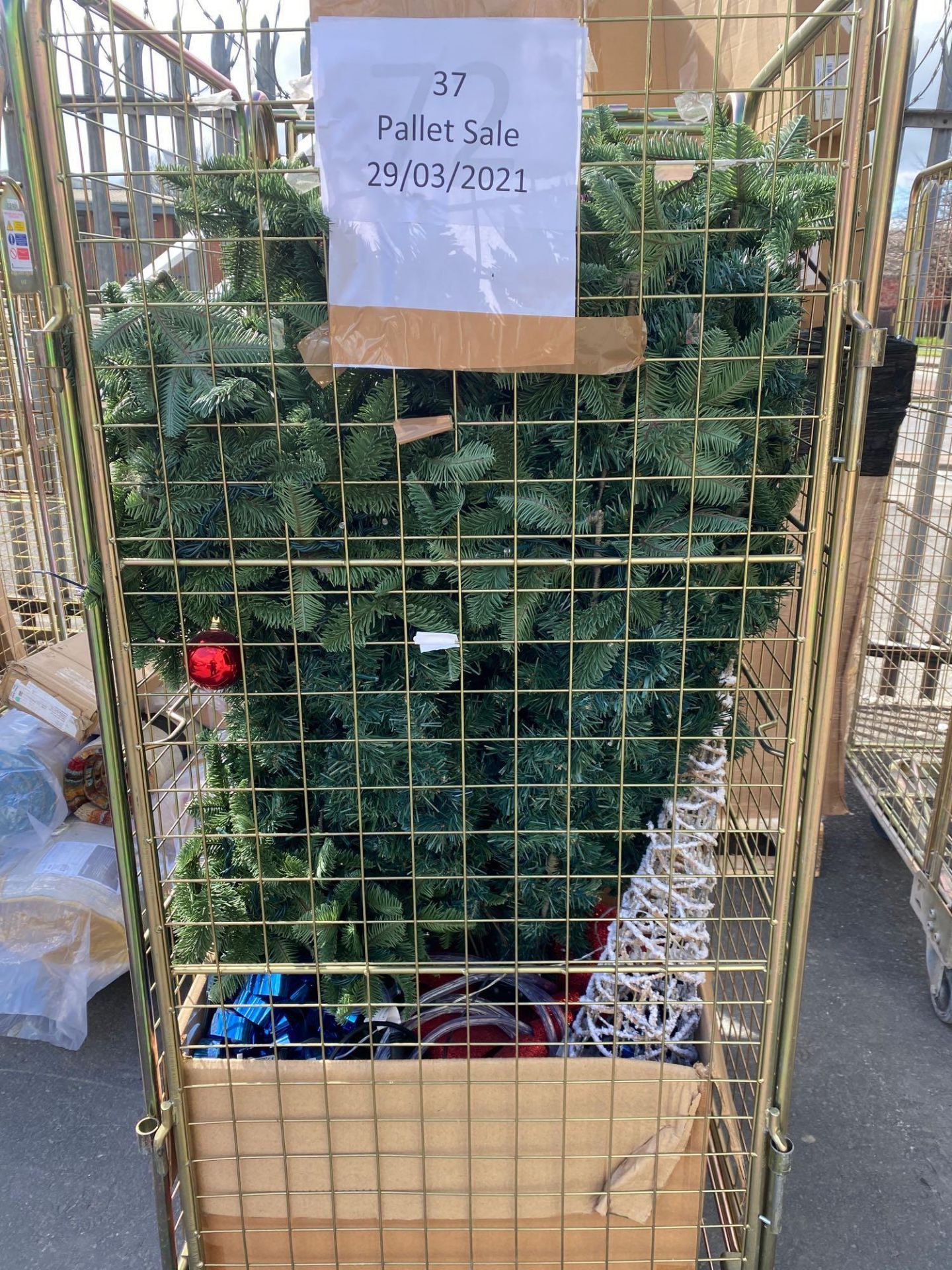 Combined RRP £400 Cage To Contain Designer Christmas Decorations To Include Tree Baubles In Assorted