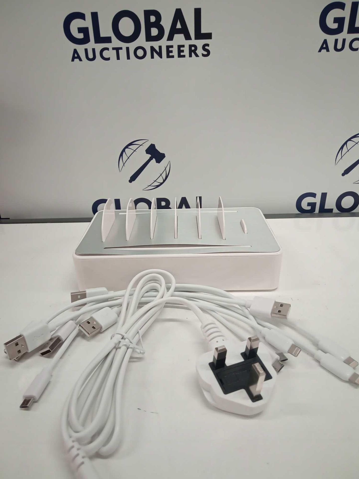 RRP £120 Lot Contain 3 Boxed Brand New 6-Port Usb Charging Stations