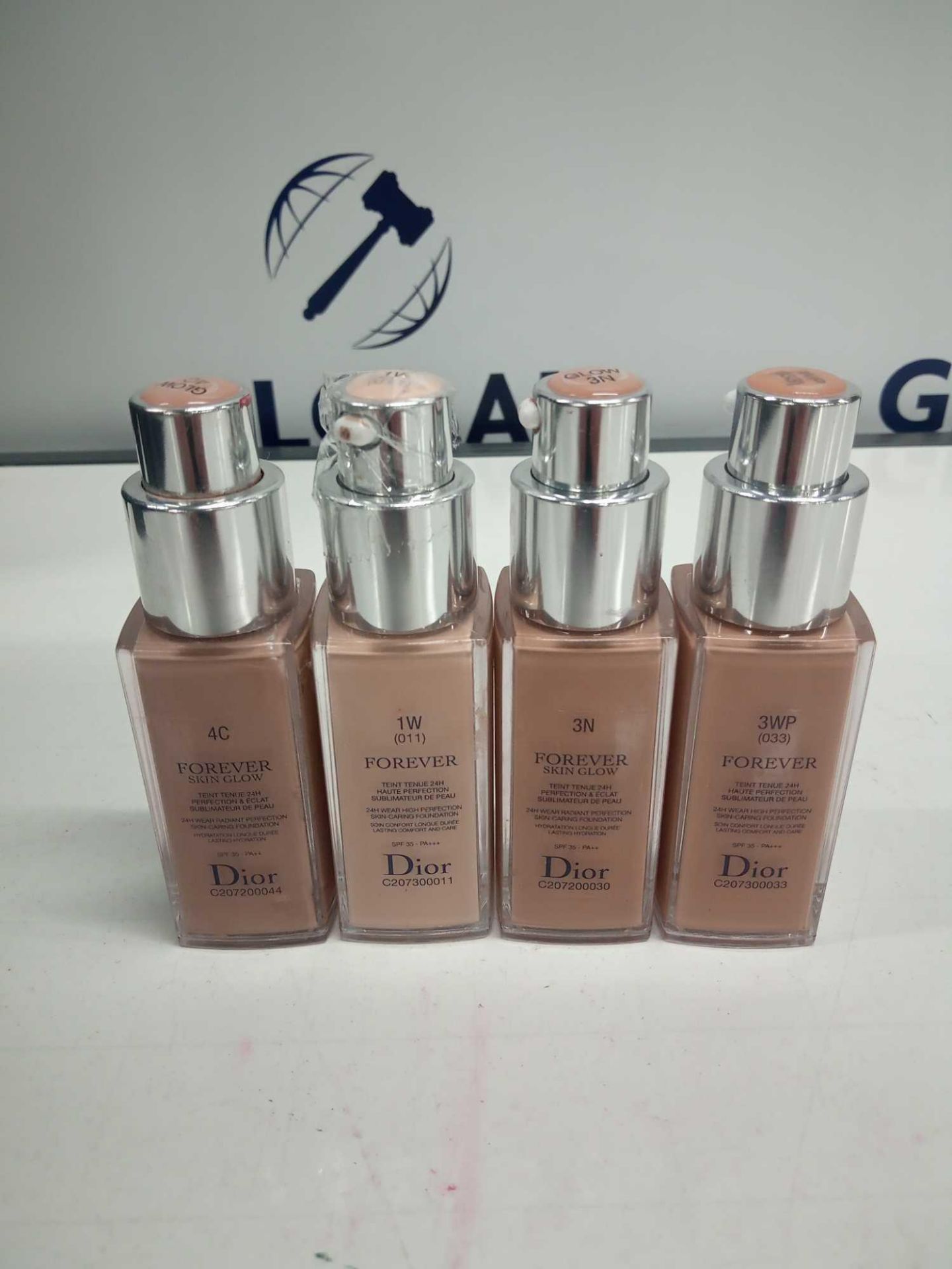 RRP £150 Gift Bag To Contain 4 Testers Of Dior Forever 24H Wear High Perfection Skin Caring Foundati