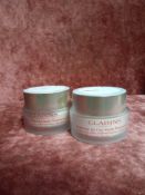 RRP £100 Gift Bag To Contain 2 Brand New Sealed Unused Testers Of Clarins Extra-Firming Neck Anti-Wr