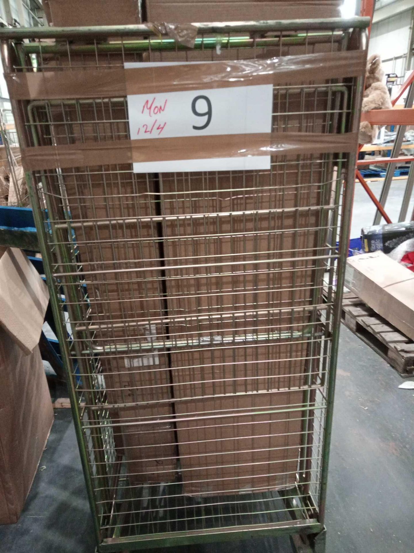 Combined RRP £500 Cage To Contain Ladder, Blinds, Heater - Image 2 of 2