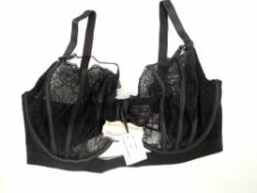 RRP £200 Lot To Contain 10 Bagged And Tagged Ladies Fashion To Include Felicity Hayward Bra
