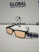 RRP £120 Lot To Contain 12 Brand New Tagged Night Driver Sunglasses With Polarised Lenses And Glare