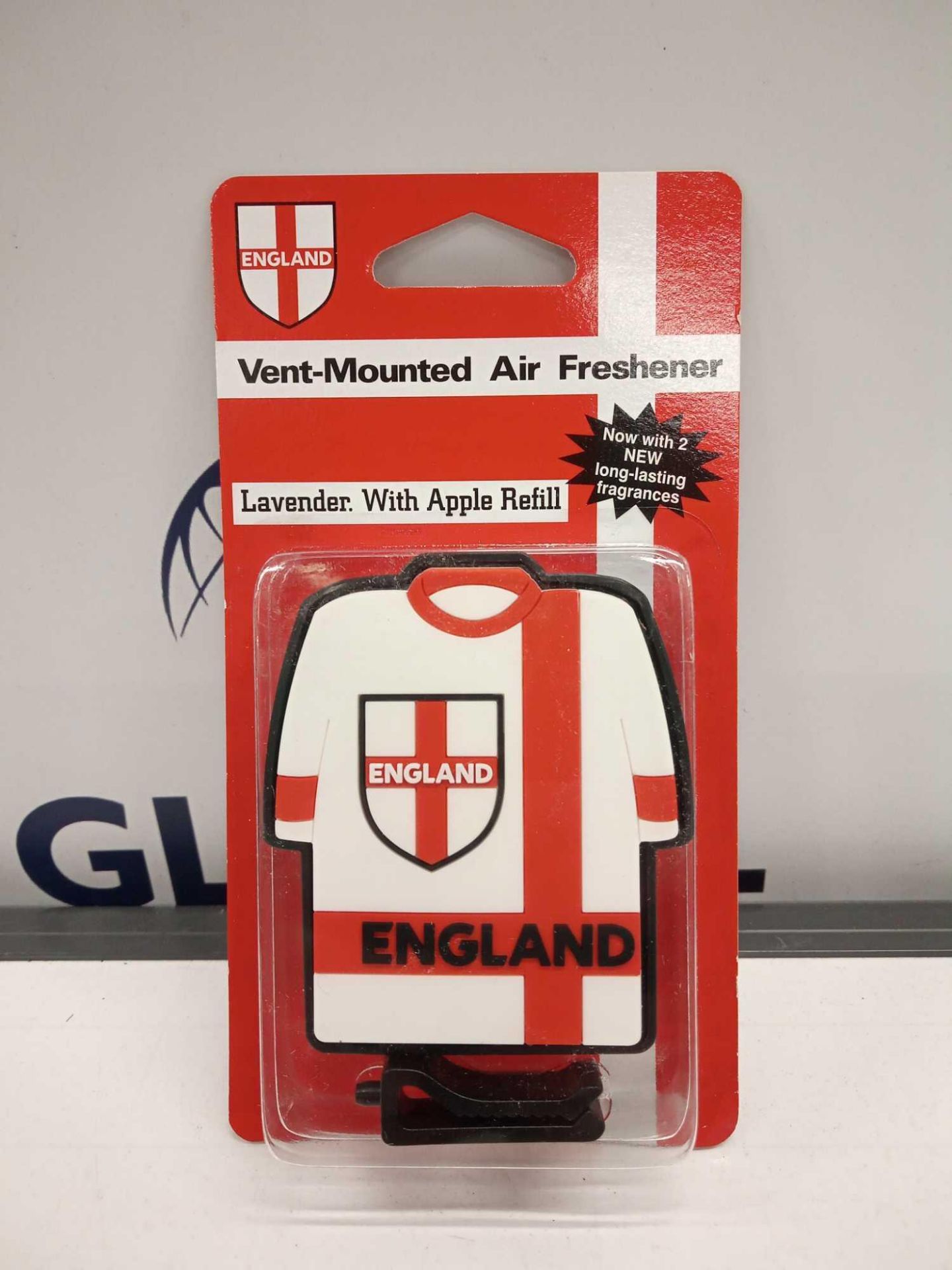RRP £300 Lot To Contain 200 Boxed Brand New Vent-Mounted Air Freshener England Shirt