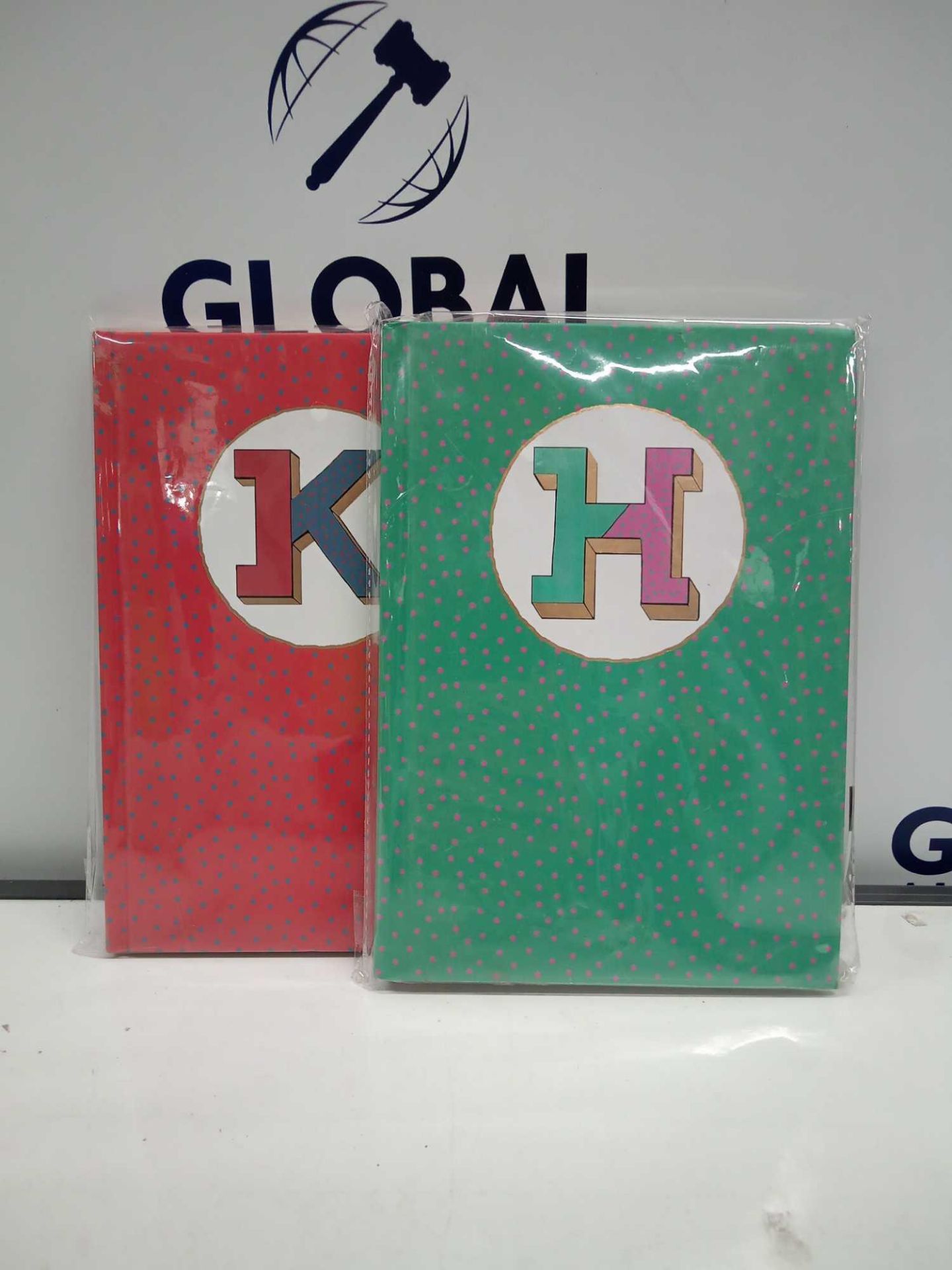 RRP £120 Lot To Contain 20 Brand New Sealed And Tagged Notebooks In Letter H Green And K Red (Each L