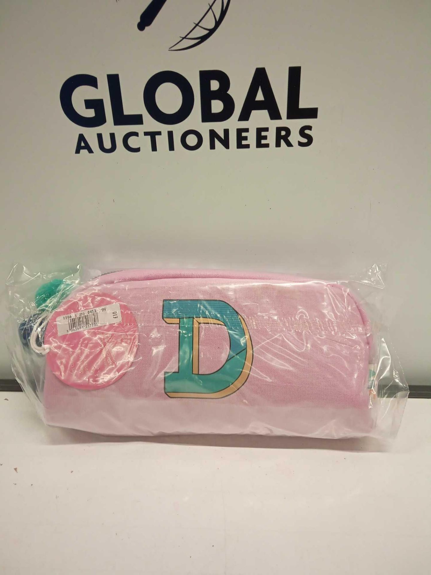 RRP £180 Lot To Contain 18 Brand New Sealed And Tagged Alphabet D Pouch Bags In Pink - Image 2 of 2